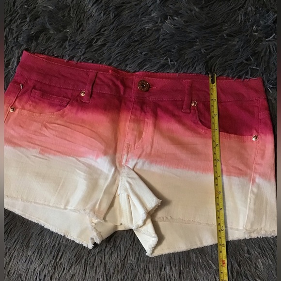 NWOT TinselTown Ladies Pink Ombré Shorts Sz 9 - Picture 3 of 5